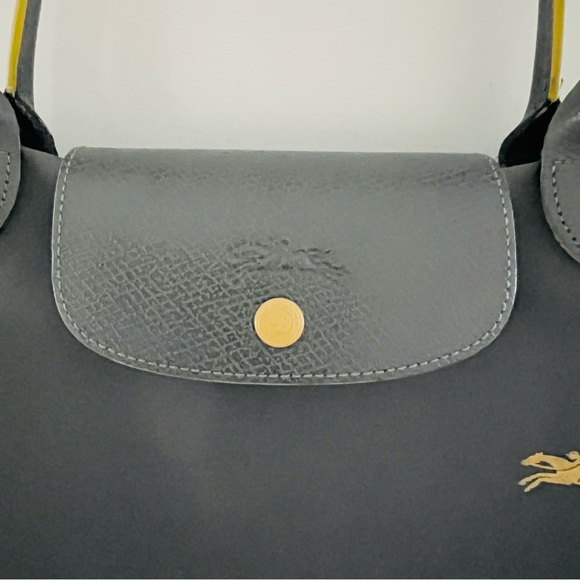 Authentic Longchamp Le Pliage Club Shoulder Shopping Tote – Gray w/ Yellow trim - Picture 2 of 16